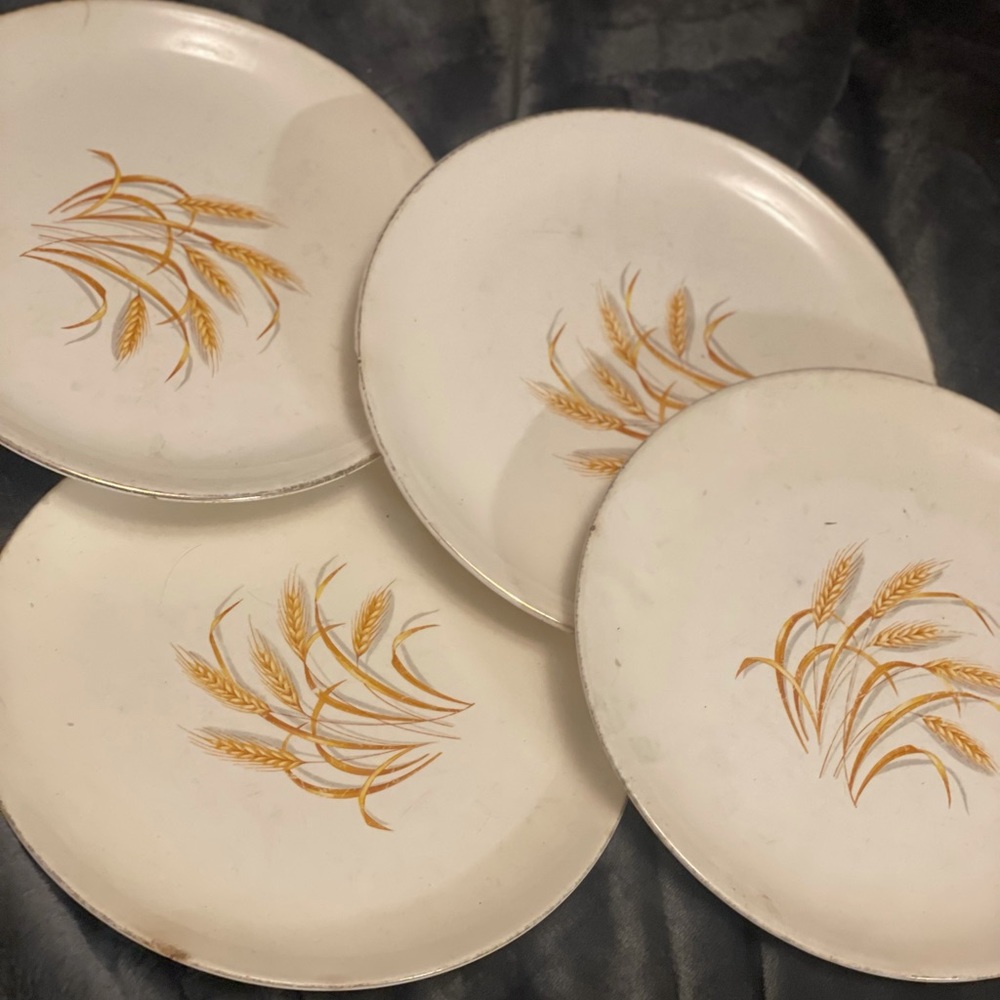 Vintage Homer Laughlin Golden Wheat Plates. Set of four. Used.